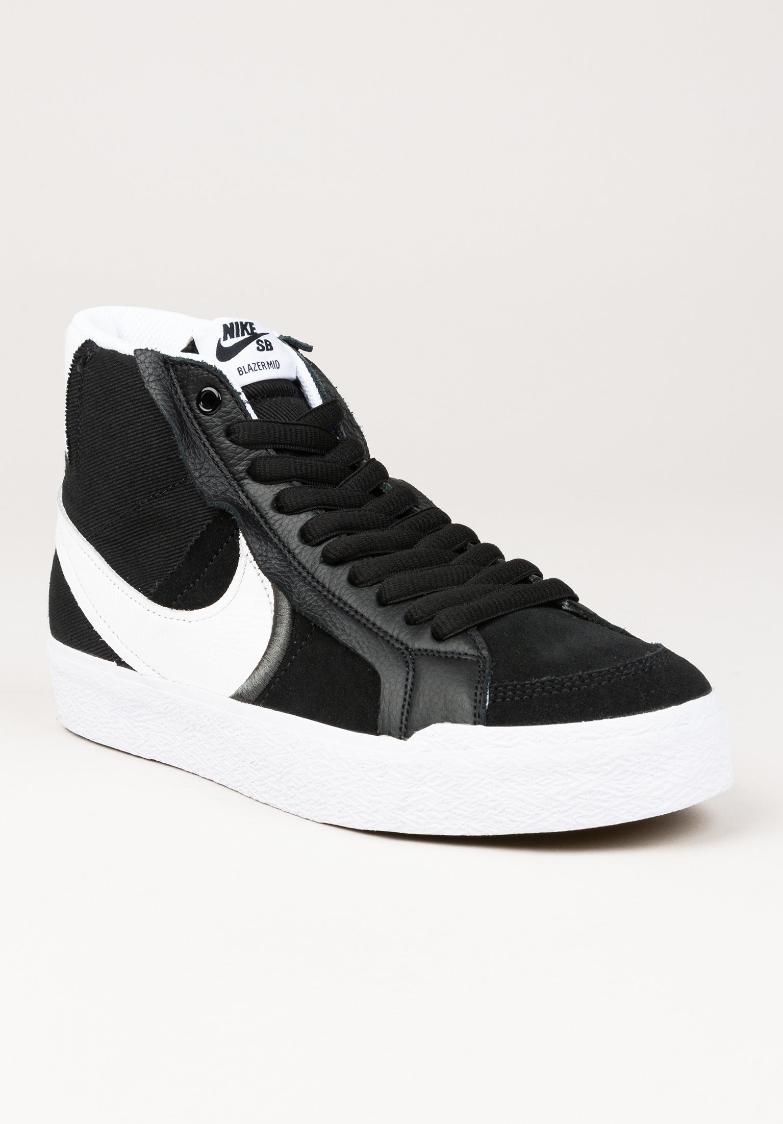 Zoom Blazer Mid PRM Plus Nike SB Mens Shoes in black-white for Men