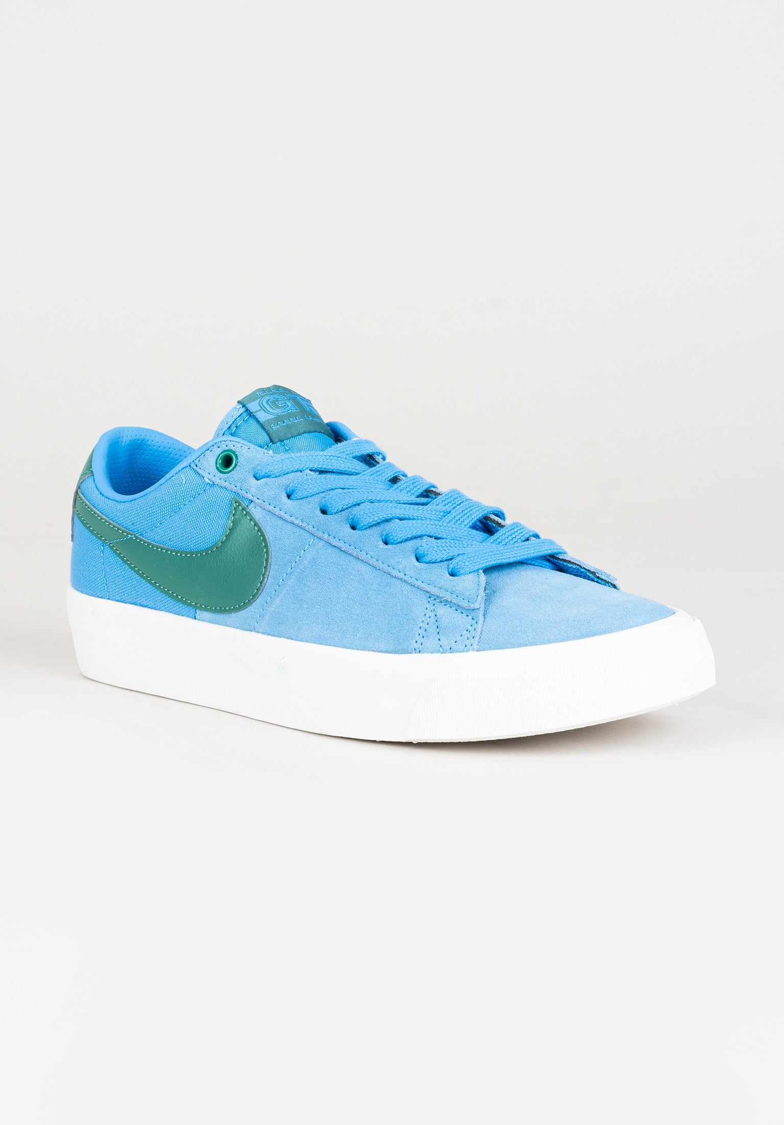 Nike sb low top blazers best sale