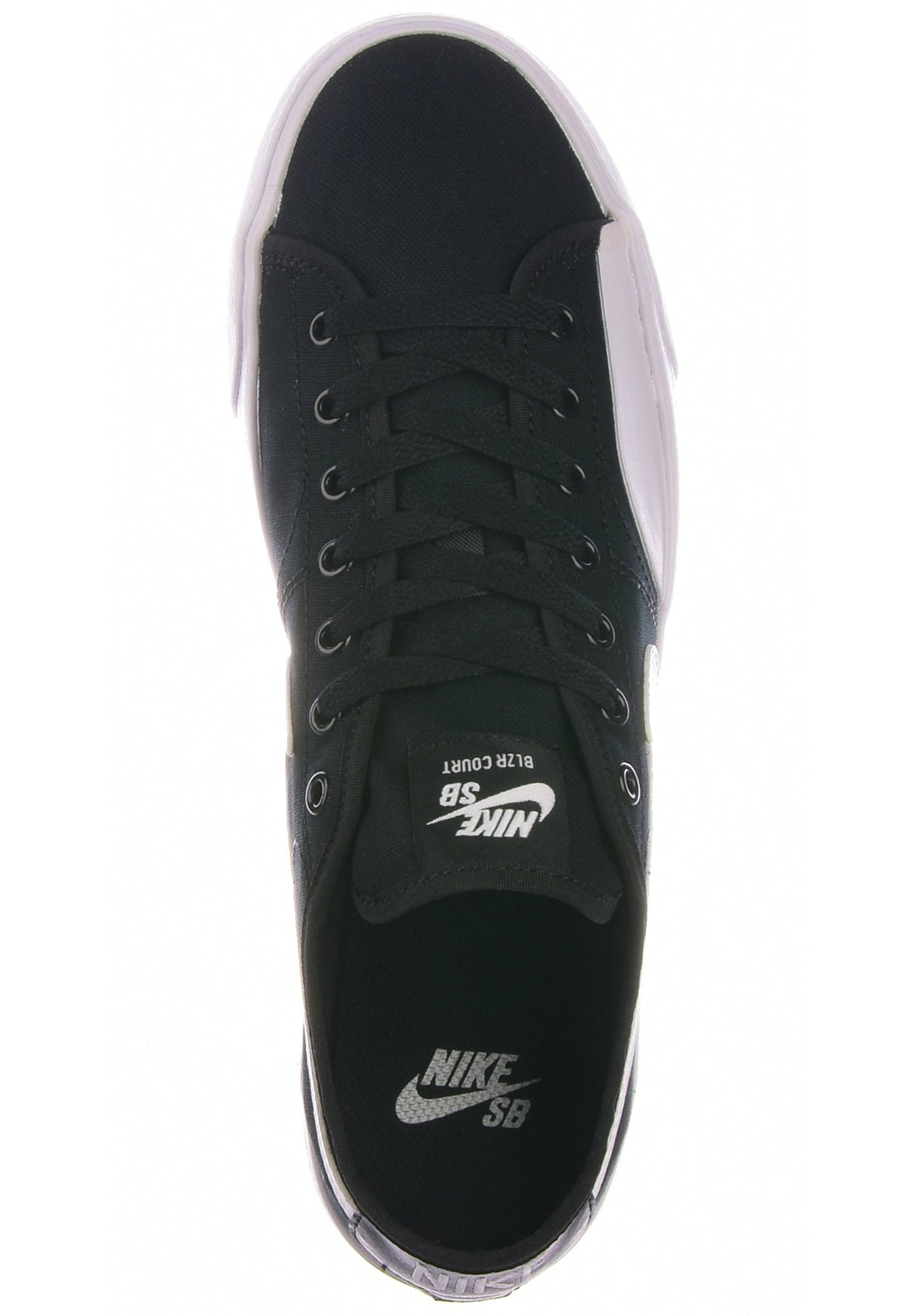 Blazer Court black-white Closeup2