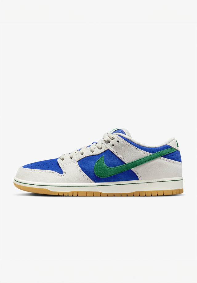 Dunk Low Pro phantom-malachite-hyperroyal Vorderansicht