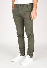 Flex Tapered Chino olive Rueckenansicht