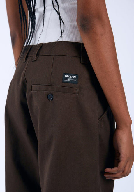 Hill Pants darkcedar Closeup1