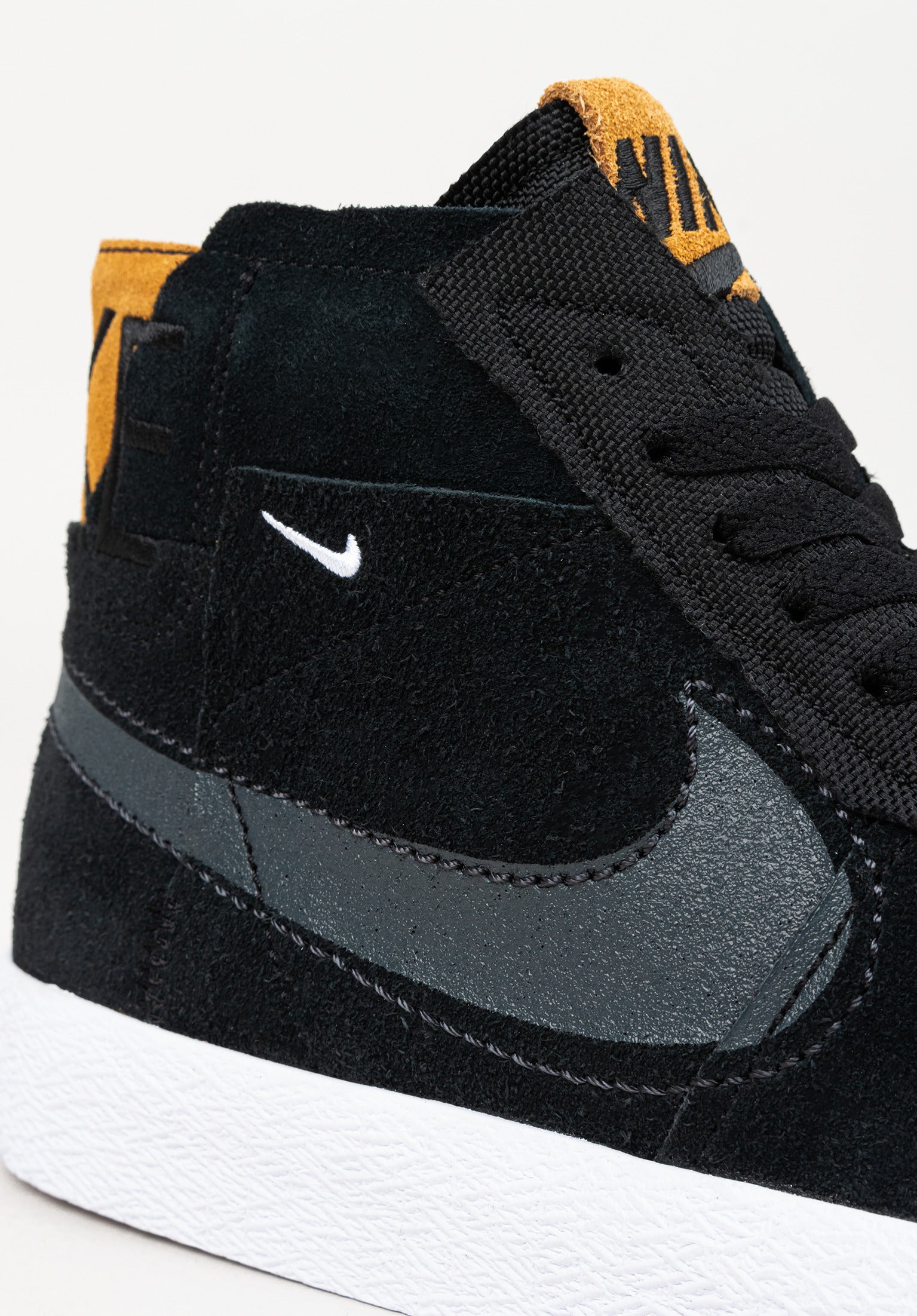 Blazer nike uomo hot sale