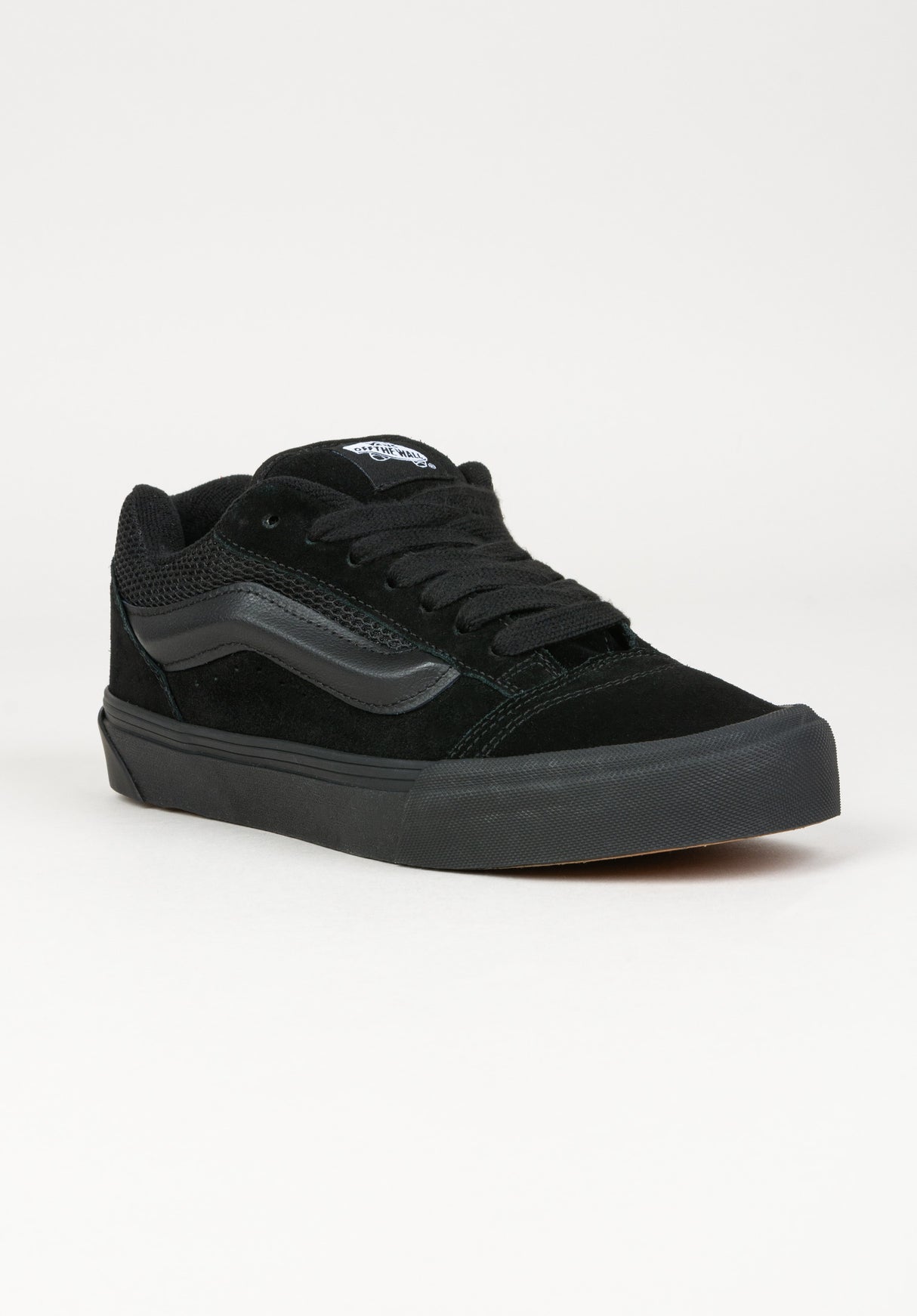 Knu Skool black-black Vorderansicht