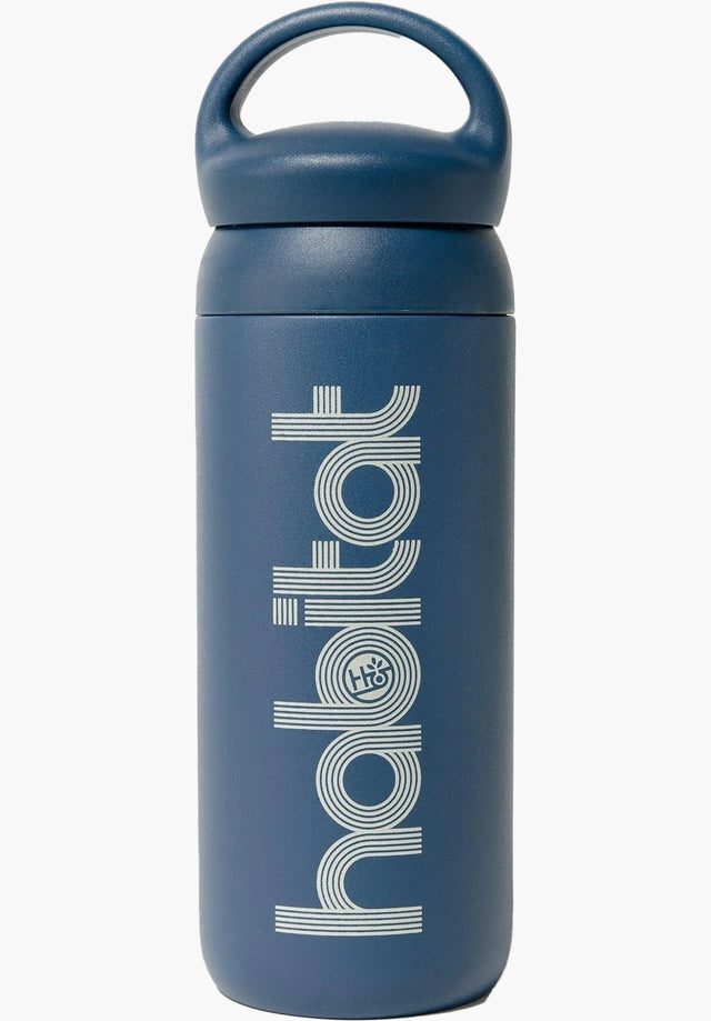 Habitat Tumbler navy Vorderansicht