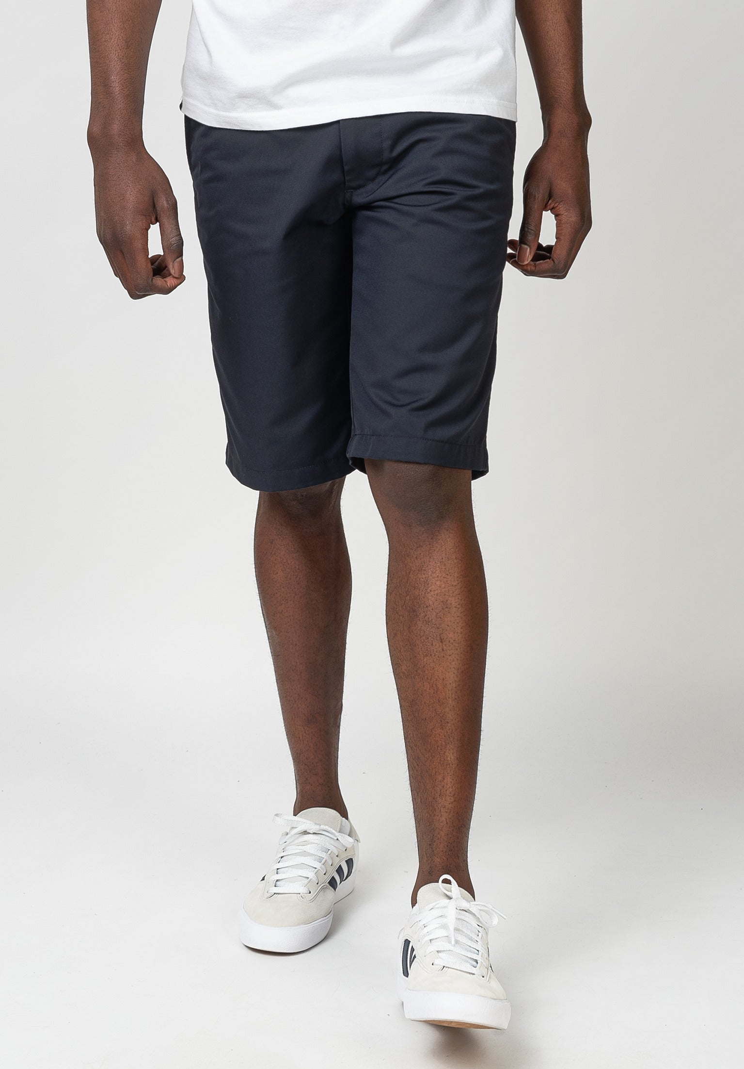 Carhartt presenter shorts online