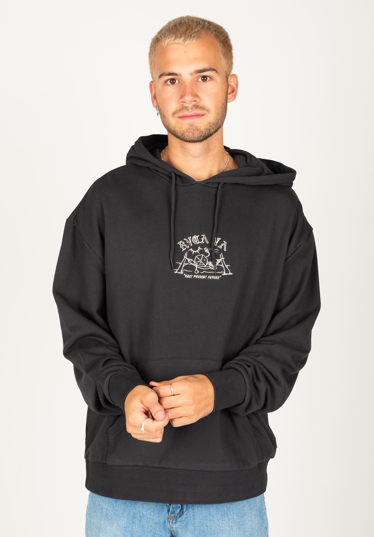 Rvca cheap black hoodie