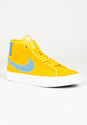 Zoom Blazer Mid Pro GT universitygold-gameroyal Vorderansicht