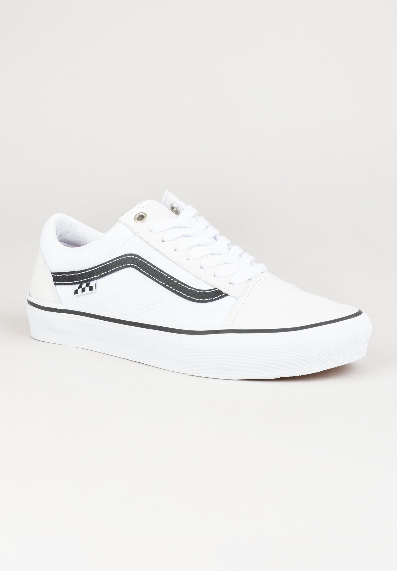 Skate Old Skool Vans Mens Shoes in leatherwhite white for c TITUS