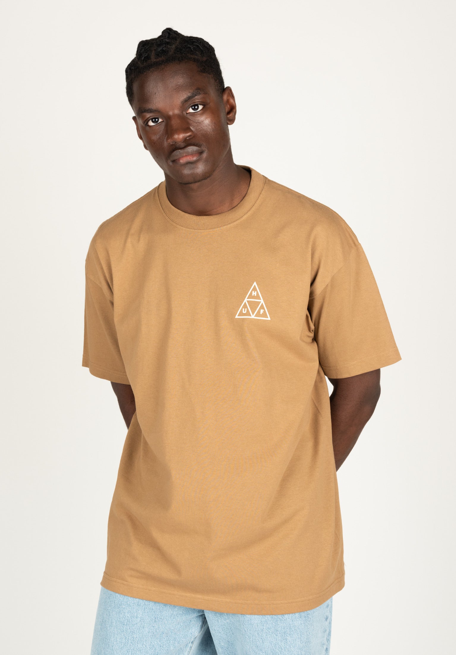 Set Triple Triangle HUF T Shirt in camel for Men TITUS