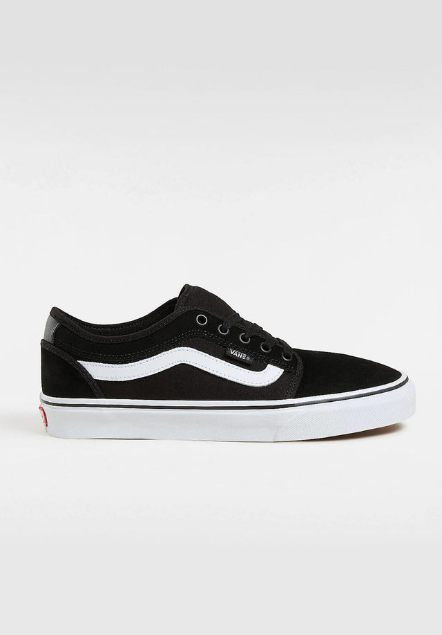 Skate Chukka Low Sidestripe black-white Vorderansicht