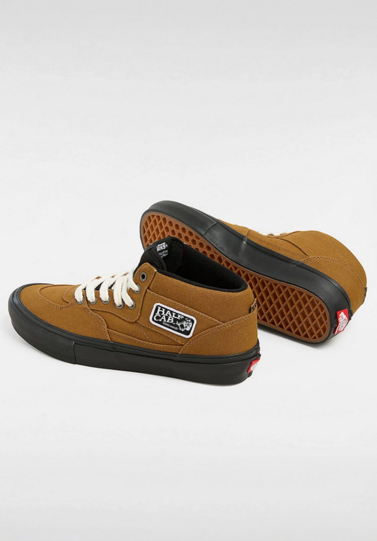 Skate Half Cab duckcanvas-goldenbrown-black Closeup1