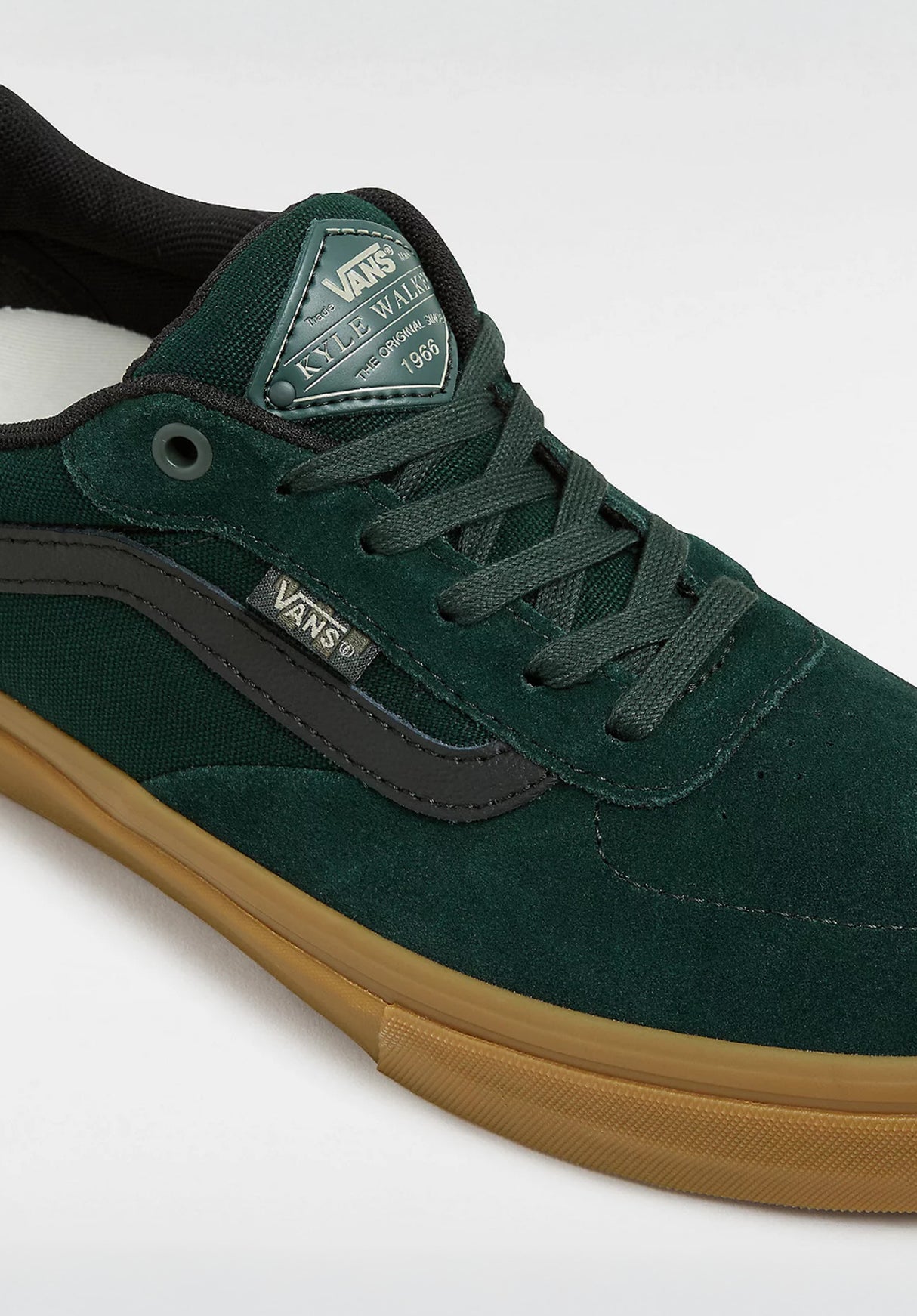 Skate Kyle Walker green-gum Closeup2