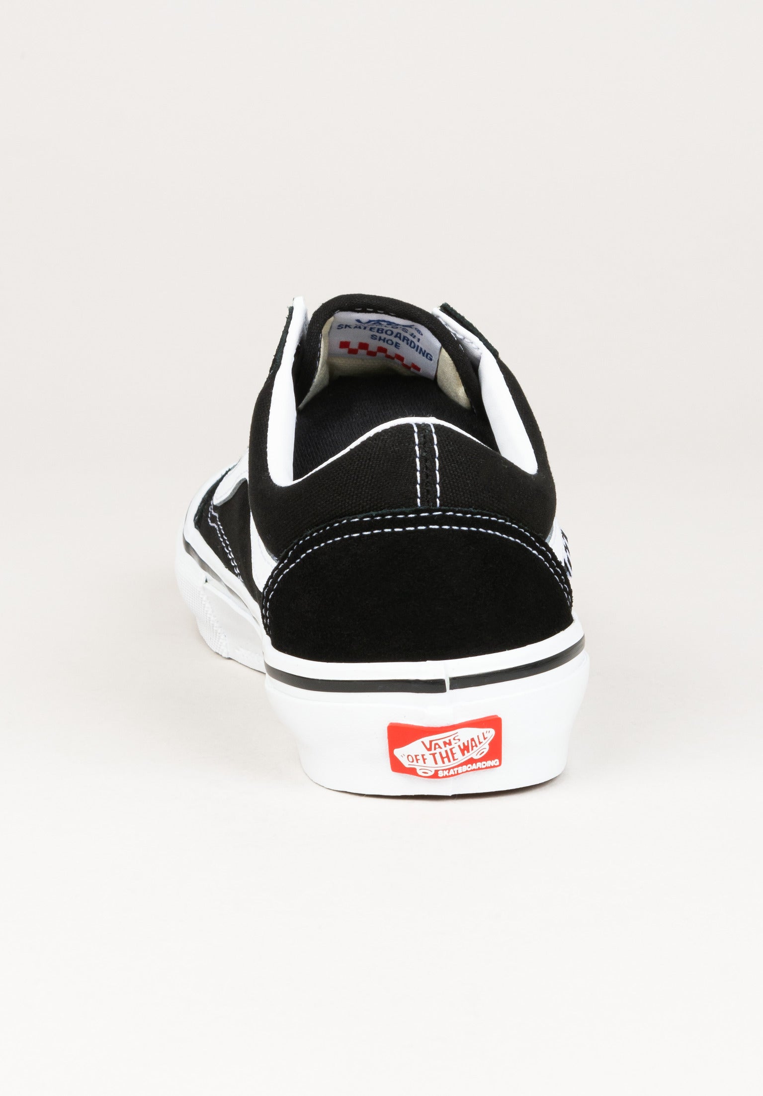 Black and white old skool vans mens on sale