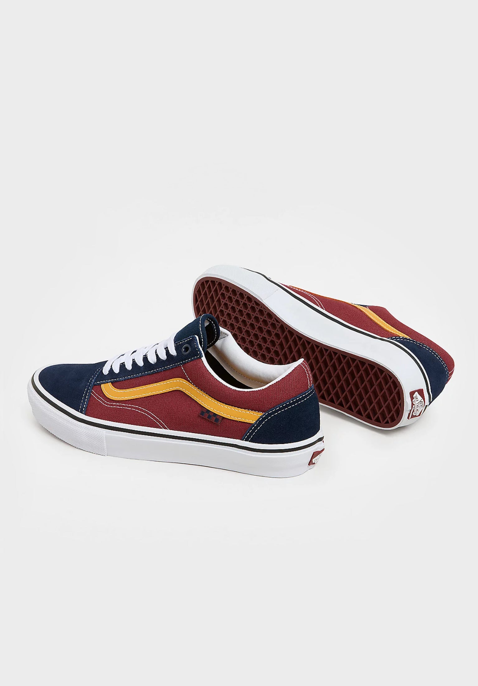 Mens vans burgundy old skool trainers online