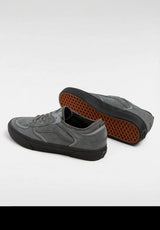 Skate Rowley suedecharcoal-black Closeup1