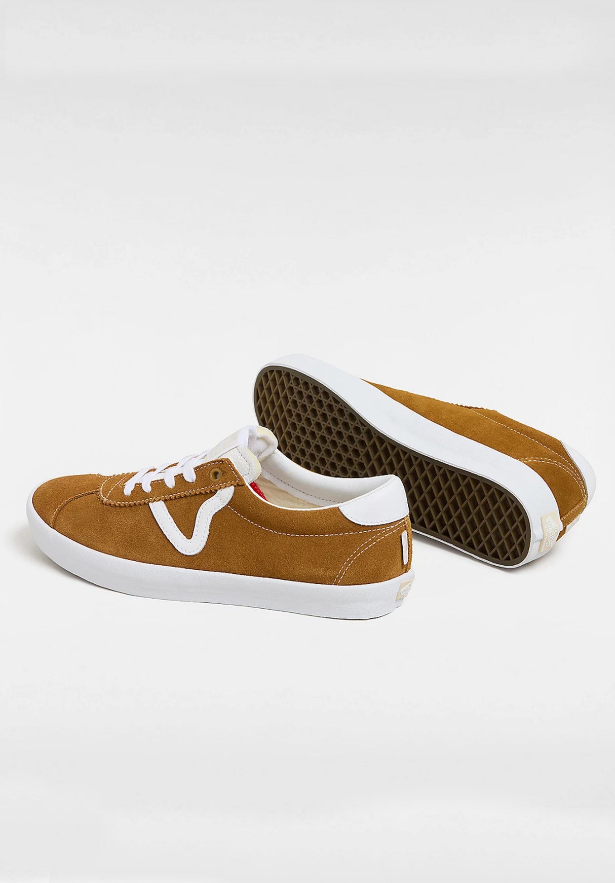 Skate Sport goldenbrown Closeup1