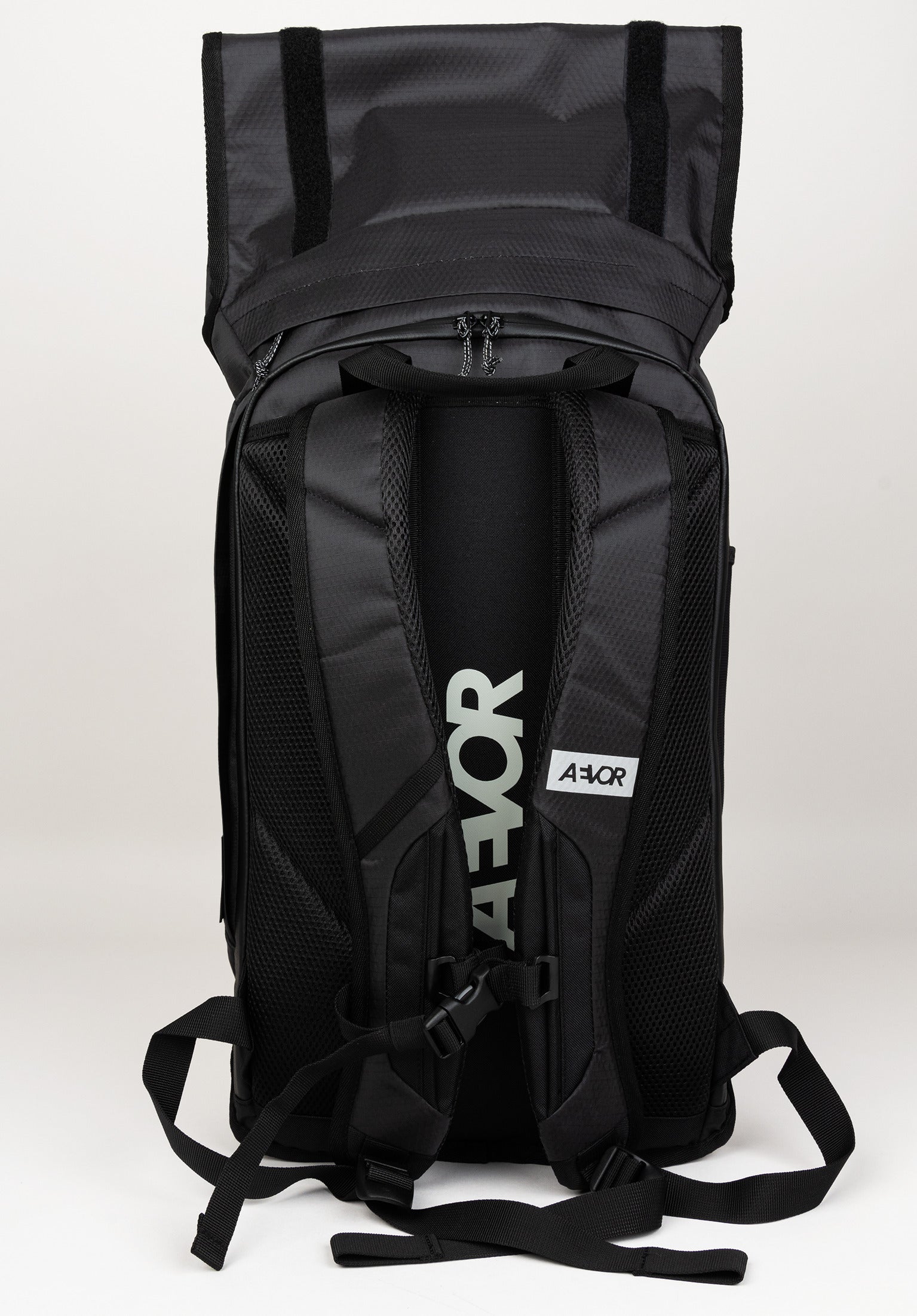 Trip Pack AEVOR Backpack in proof black for Women TITUS