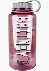 x Britney Spears Work Bitch Nalagene Bottle pink Closeup1