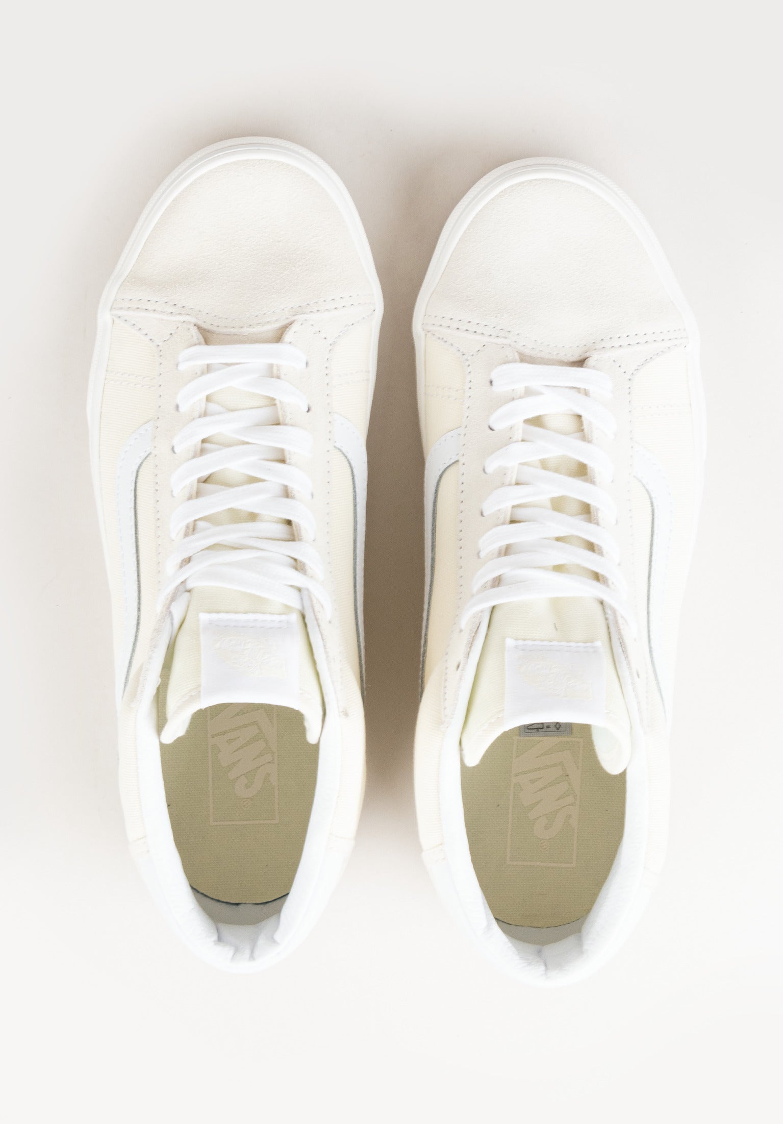 UA Mid Skool 37 Vans Mens Shoes in marshmallow white for c TITUS