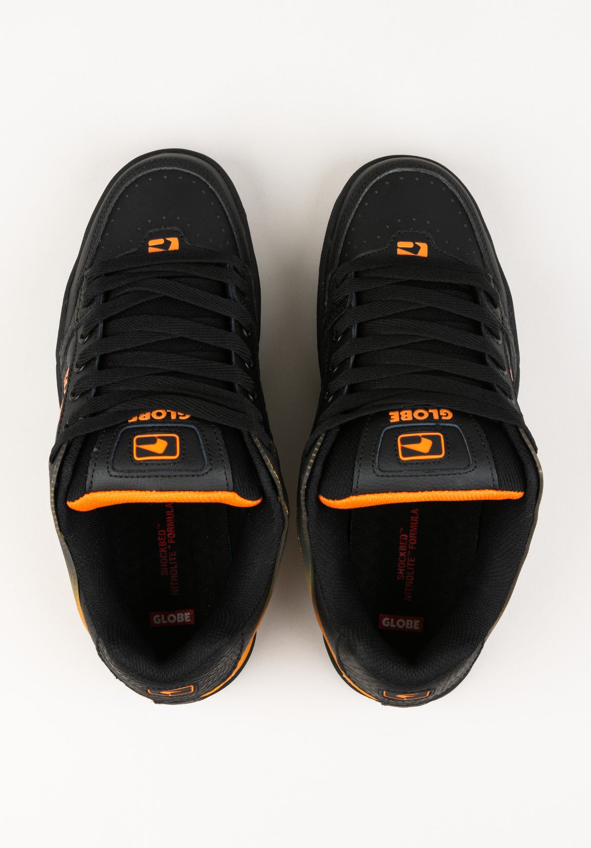 Tilt black-orange-fade Close-Up2